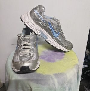 Womens Nike 6.5 shoes